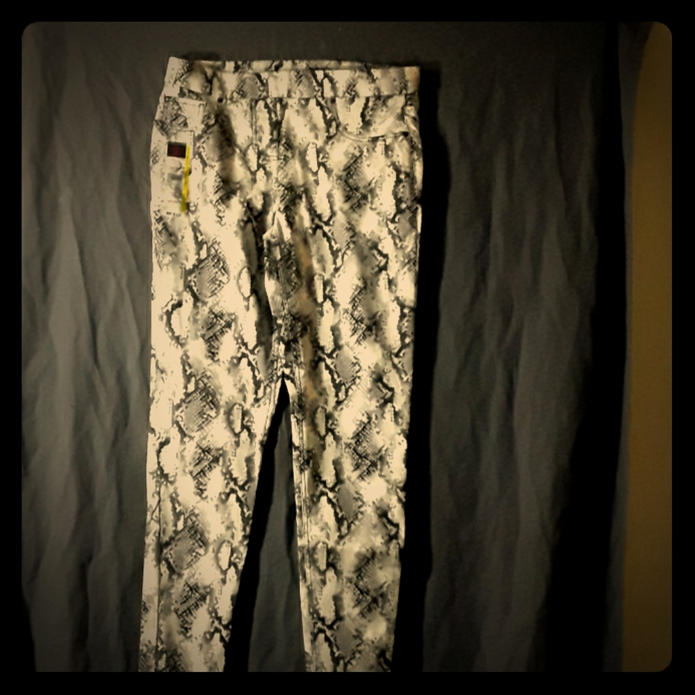 Legging jeans.
